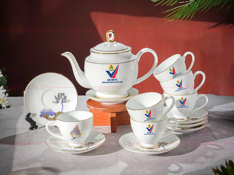 Ấm chén quà tặng đại hội