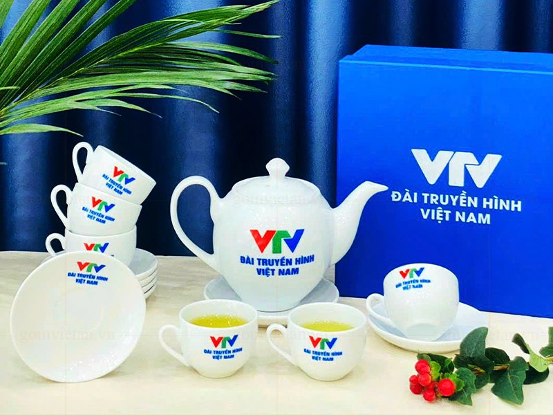 Bộ ấm chén in logo dáng Minh Long 